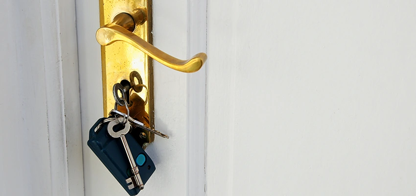 Broken Door Key Extraction in Hawaiian Gardens, CA